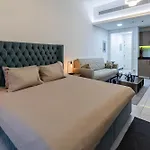Bright Studio Crystal Residence Jvc