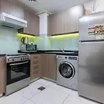 Bright Studio Crystal Residence Jvc